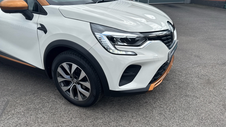 Renault Captur 1.0 TCE 100 Iconic 5dr Petrol Hatchback